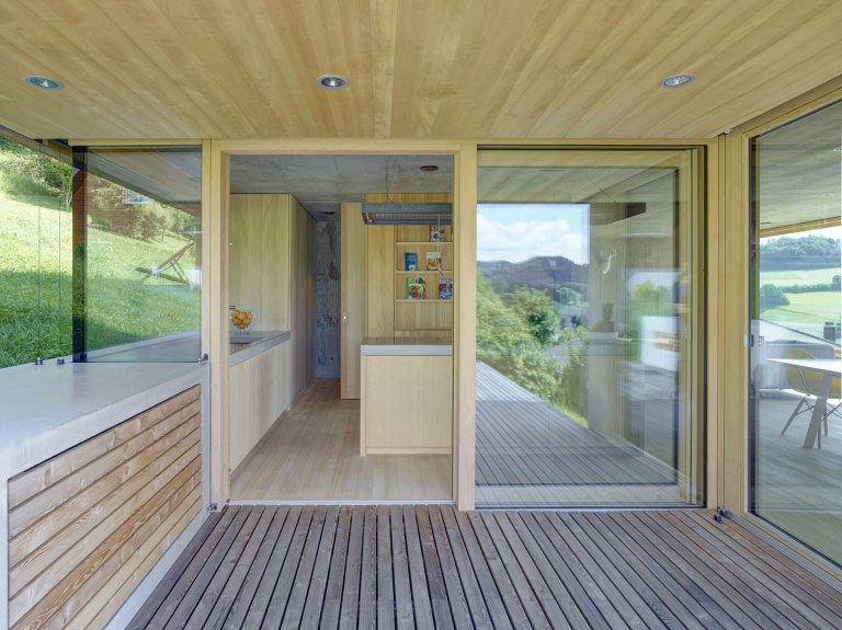 Pasivní rodinný dům ve strmém svahu