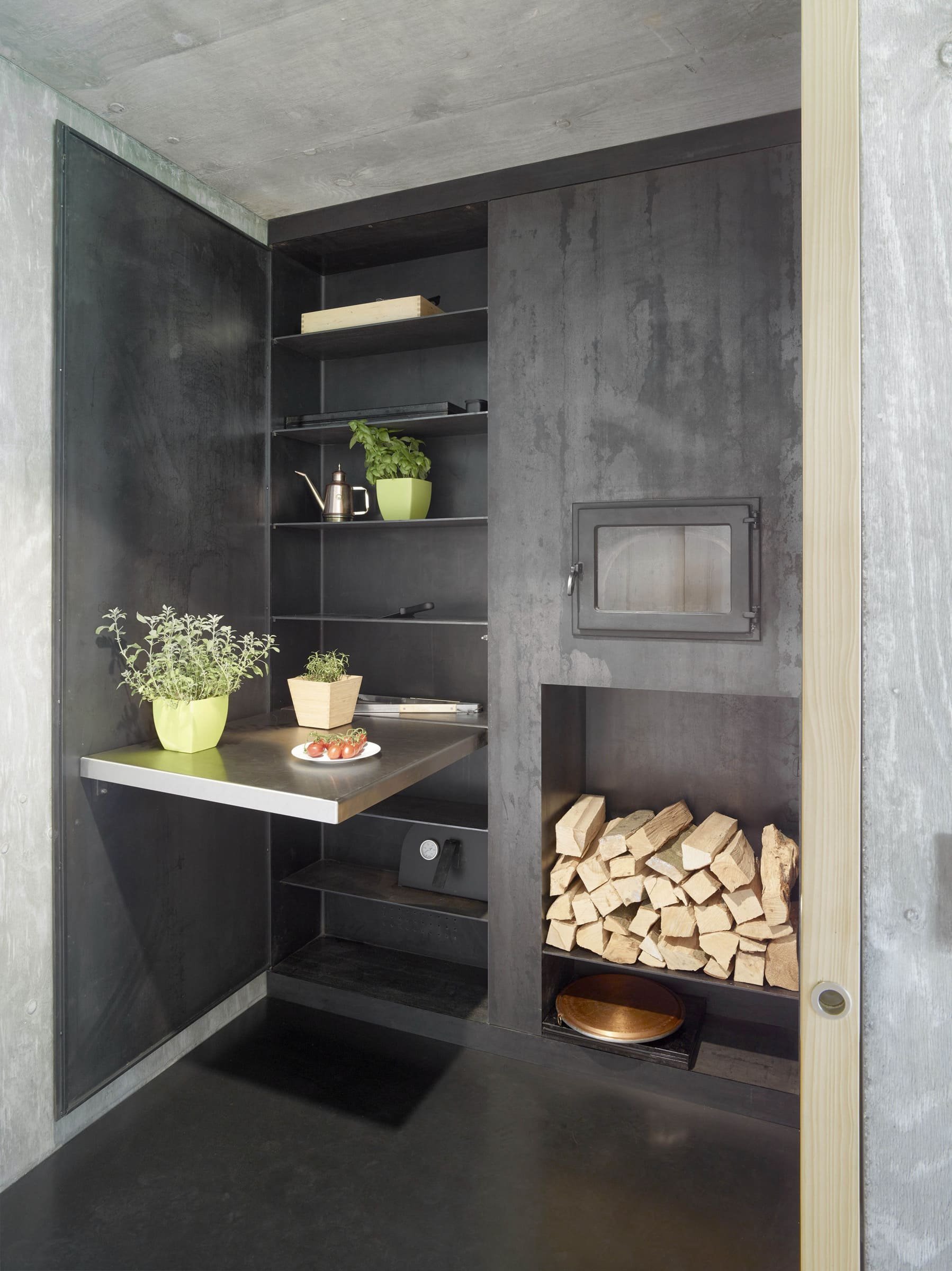 Pasivní rodinný dům ve strmém svahu