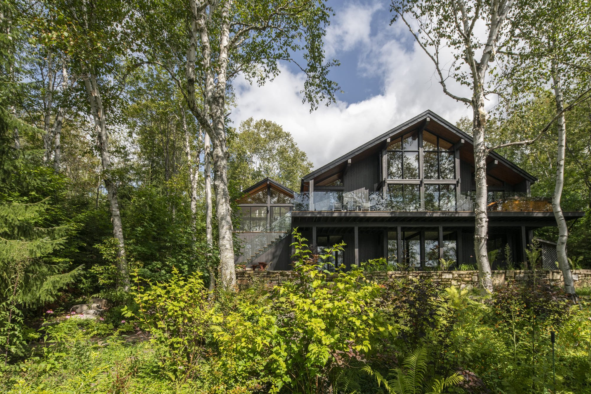 Po rekonstrukci je ze starého domu úžasná chata