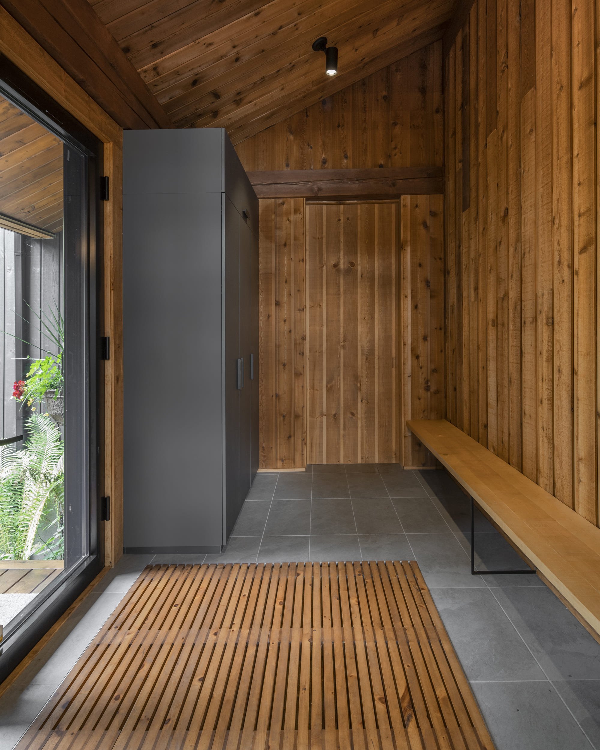 Po rekonstrukci je ze starého domu úžasná chata