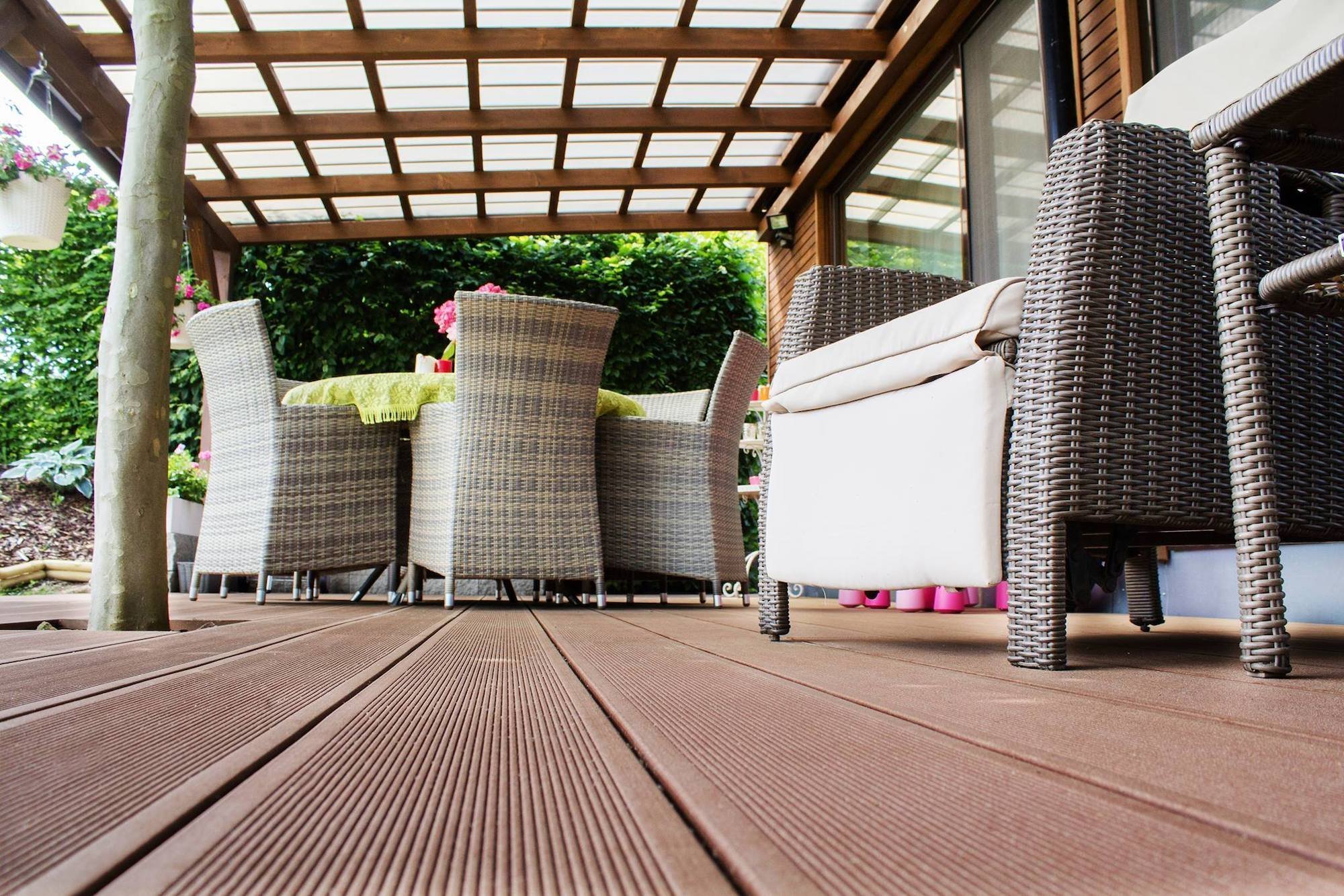 Pořiďte si bezúdržbovou terasu