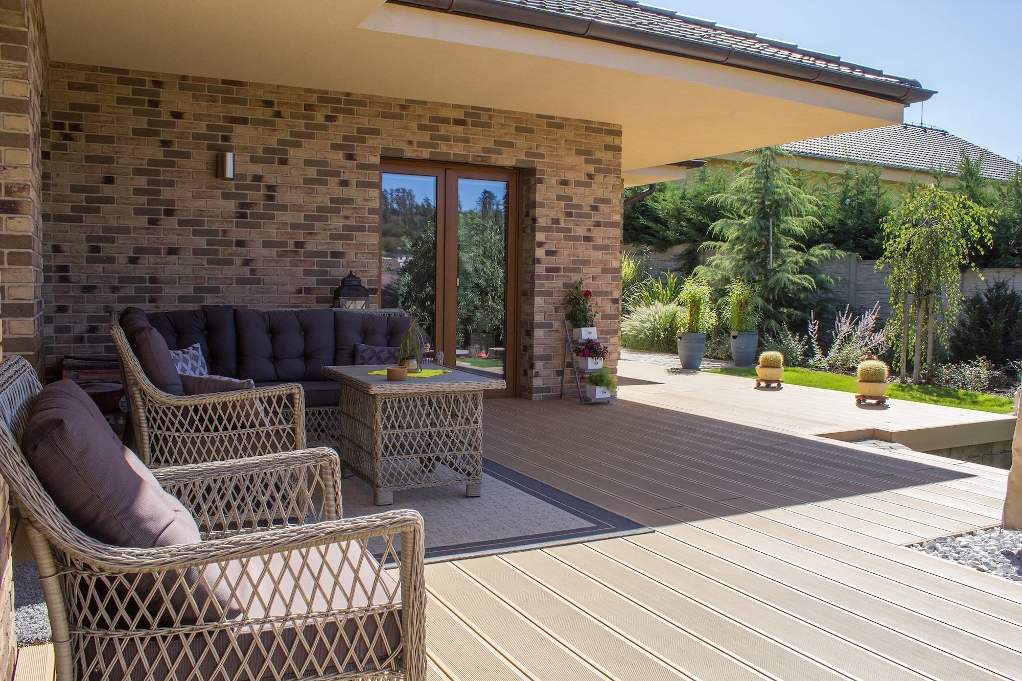 Pořiďte si bezúdržbovou terasu