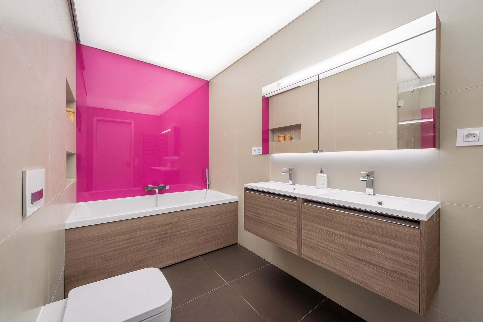 Přízemní dům se zimní zahradou