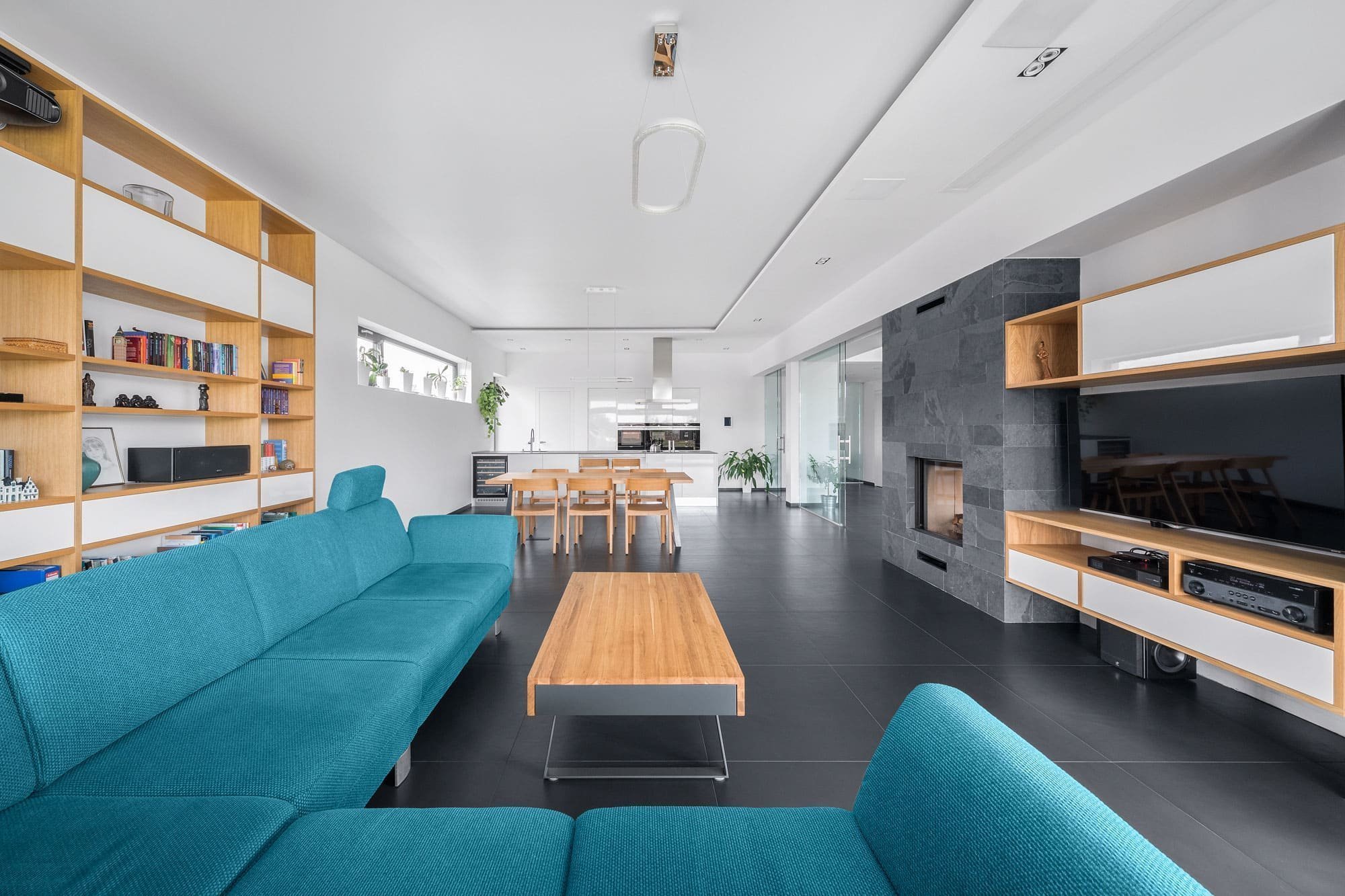 Přízemní dům se zimní zahradou