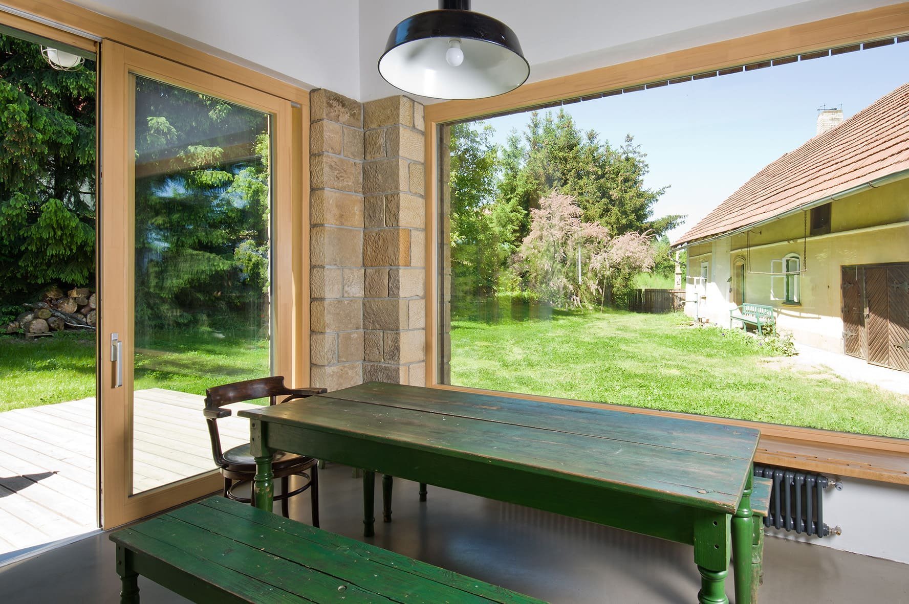 Proměna stodoly ve stylový rodinný dům