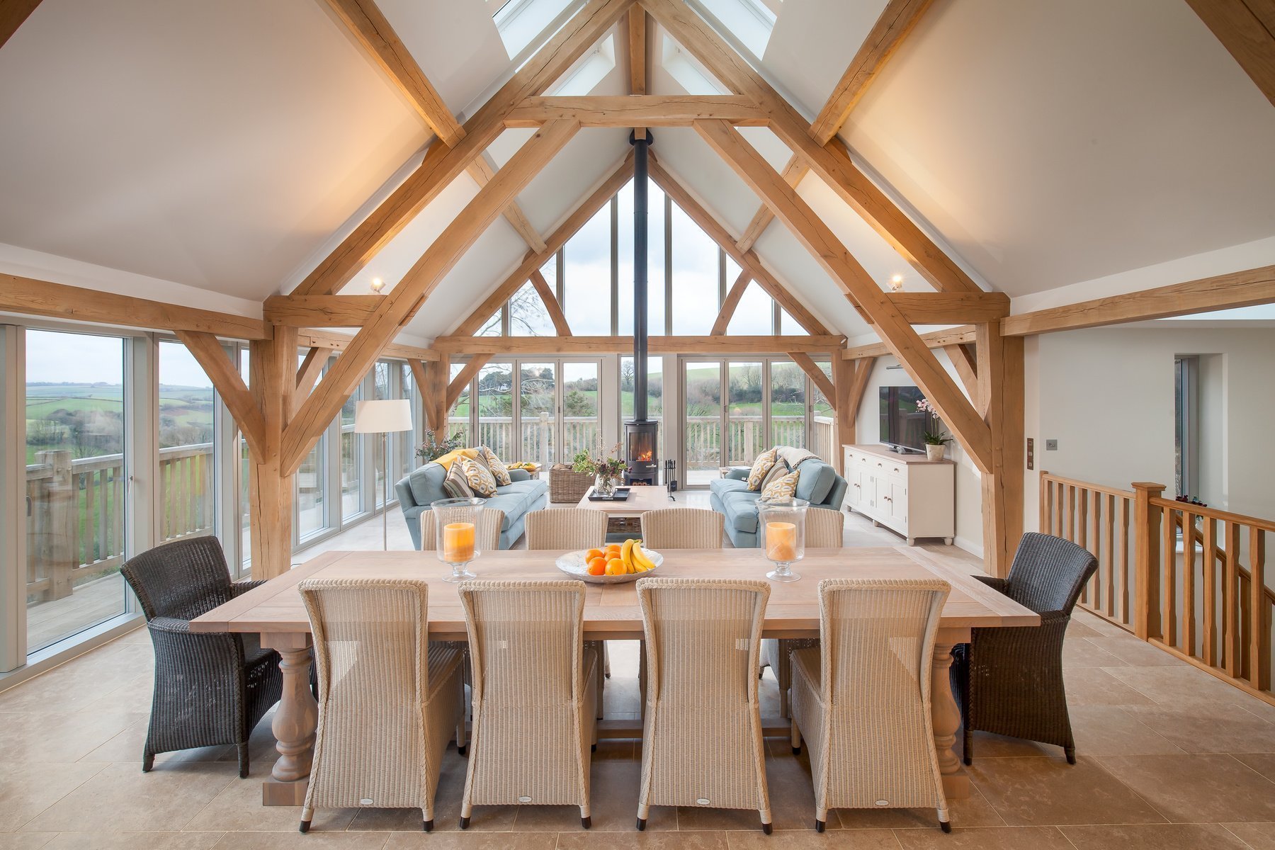 Půvabná stodola ve stráni