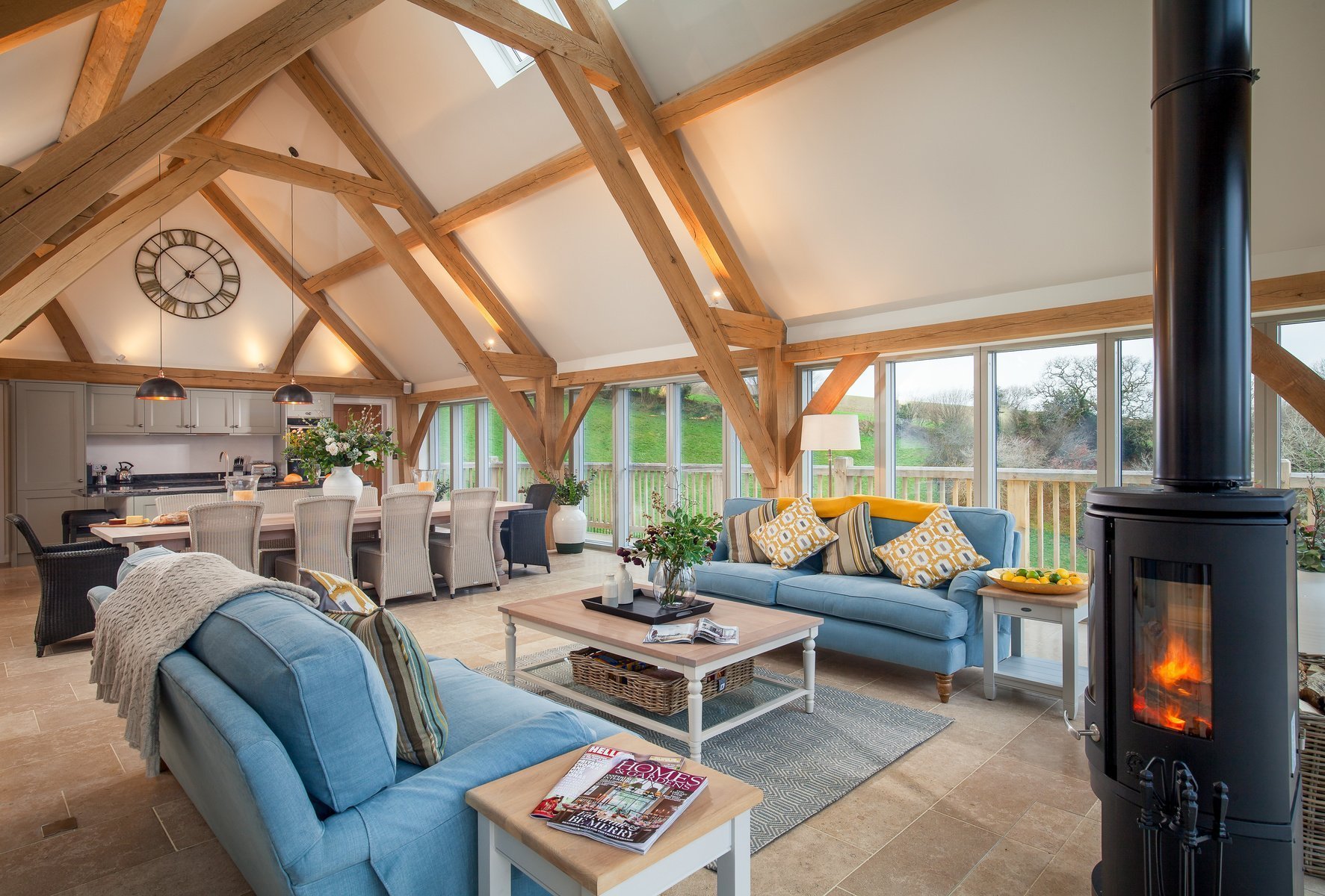 Půvabná stodola ve stráni