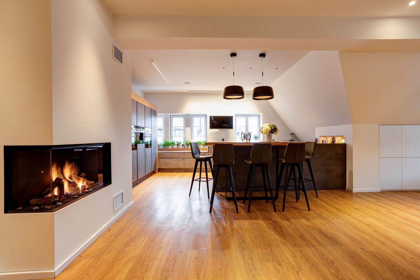 Půvabný podkrovní byt v hrázděném domě