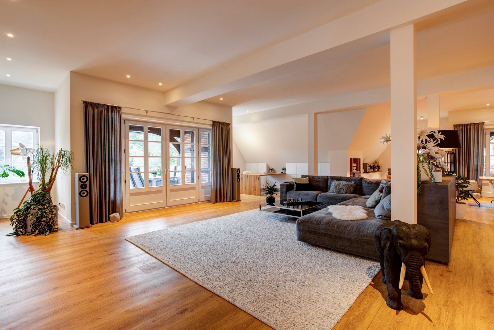 Půvabný podkrovní byt v hrázděném domě