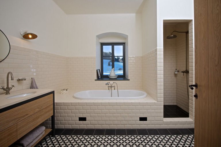 Rekonstrukce statku v Jelenském údolí