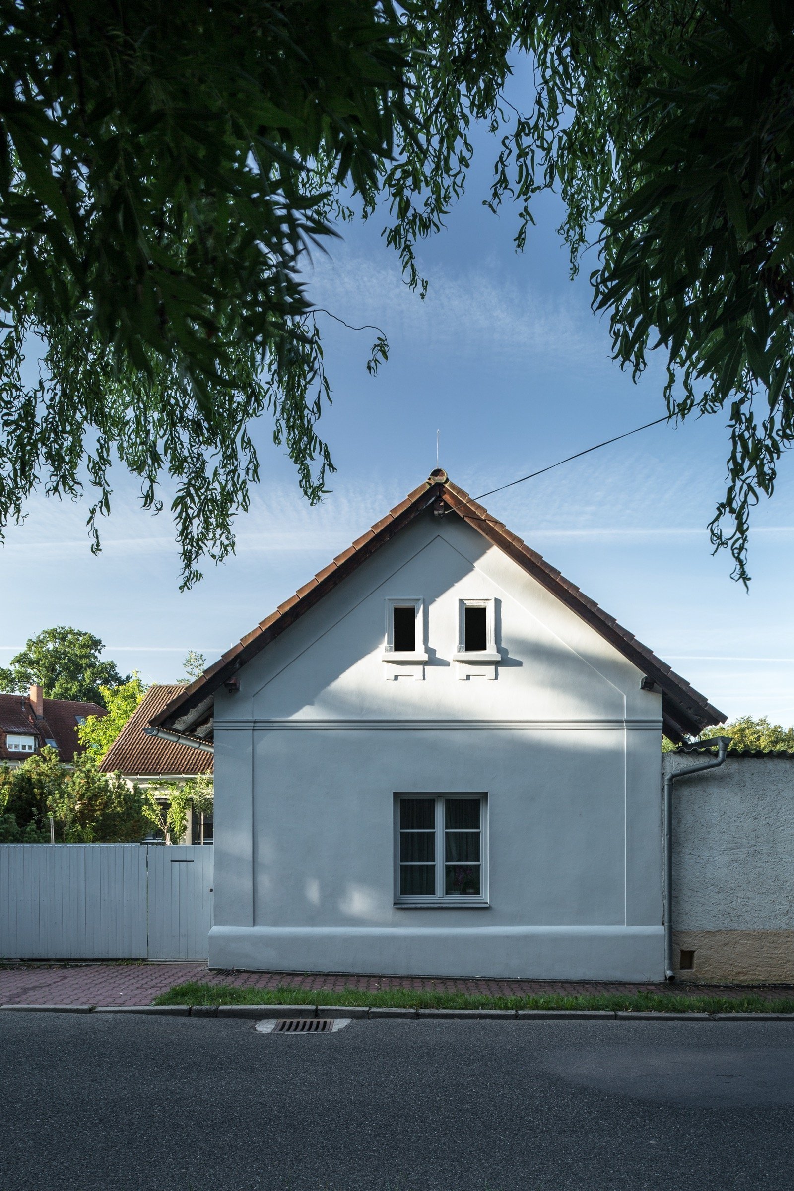 Rekonstrukce stoletého rodinného domu se stodolou