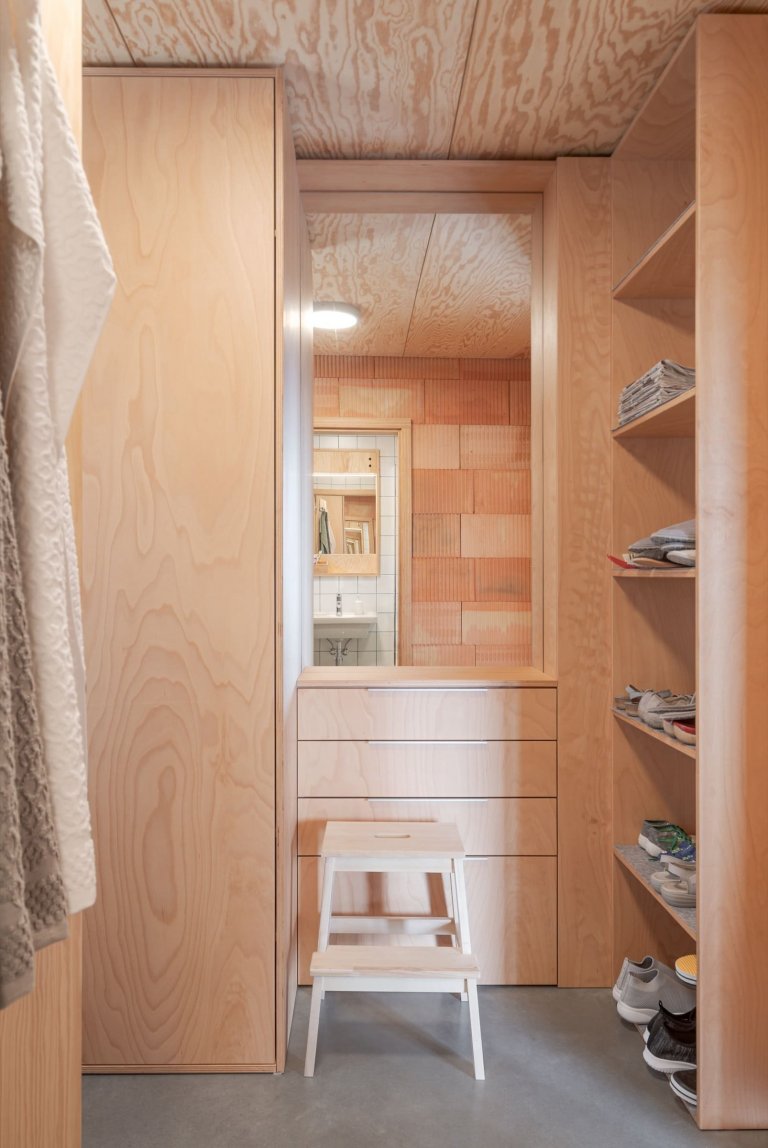 Rekreační domek vdechl zapomenuté zahradě nový život