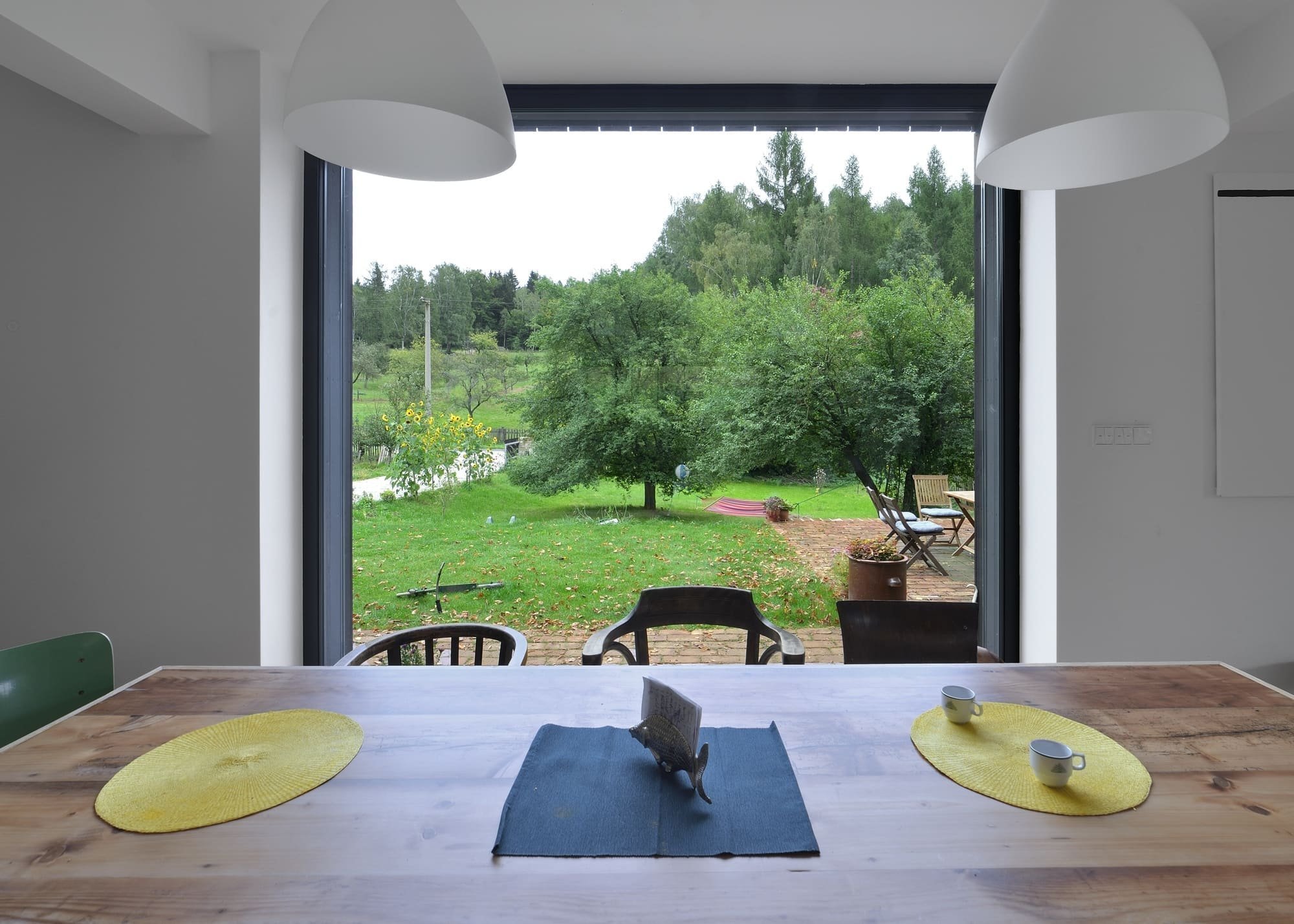 Rodinný dům se starou stodolou a vzrostlou lípou