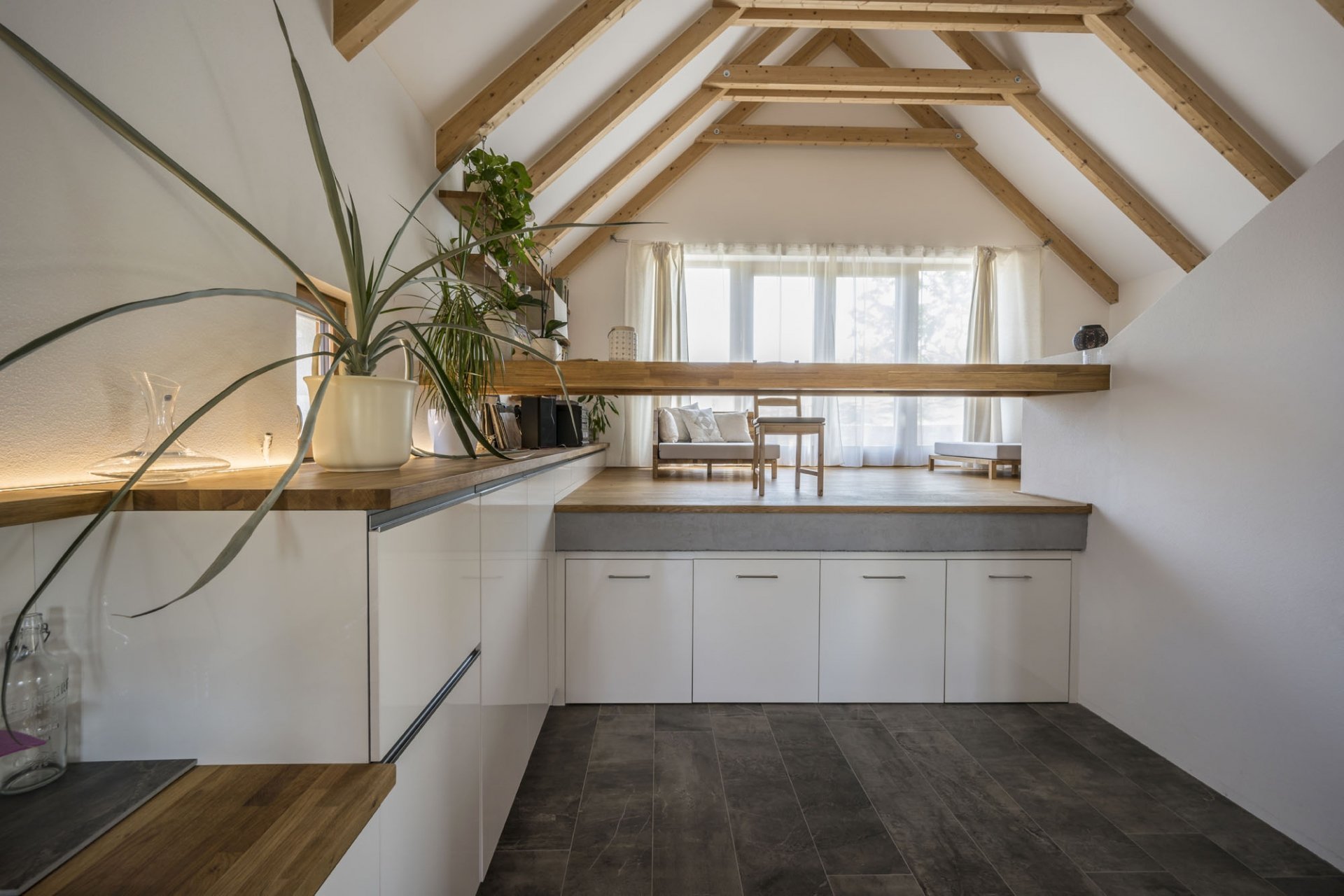 Rodinný dům uprostřed starodávných sklepů