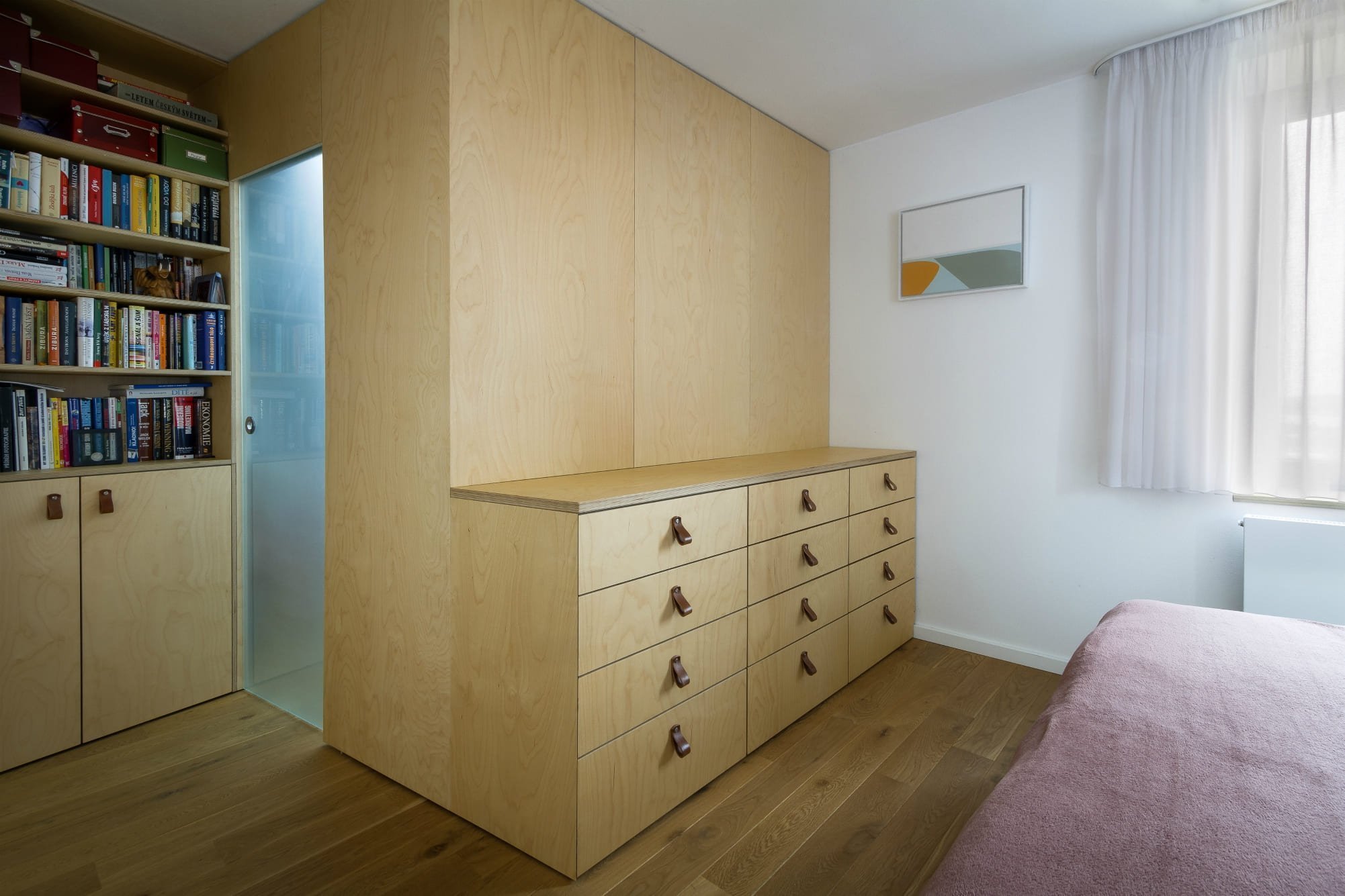 Rodinný dům v divoké zahradě se sklípkem ve skále