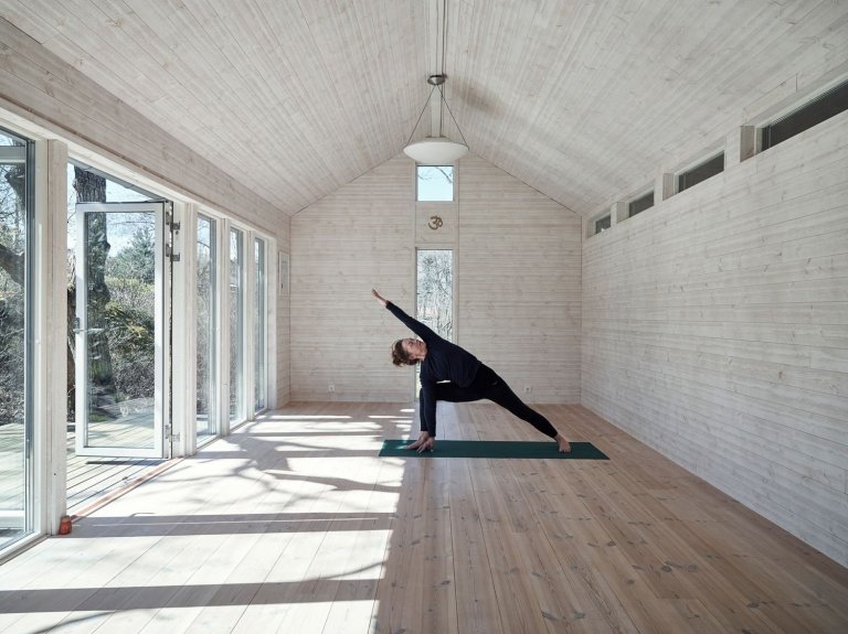 Severská borovice v hlavní roli moderní dřevostavby