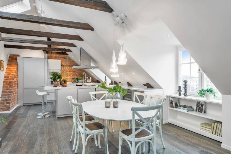 Skandinávské podkrovní bydlení