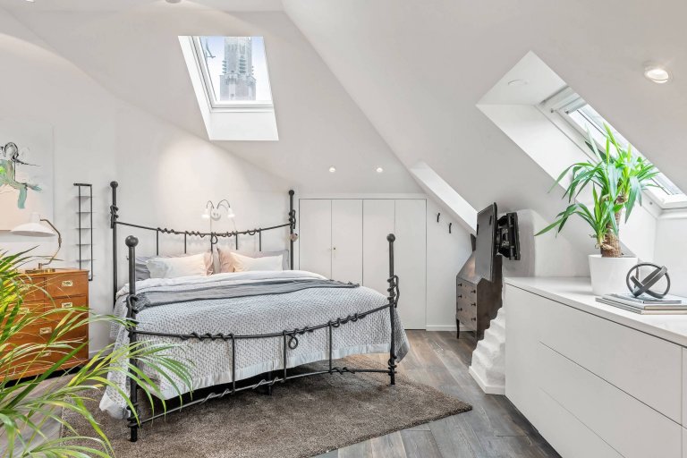 Skandinávské podkrovní bydlení