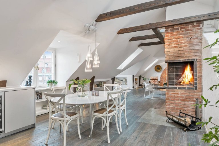 Skandinávské podkrovní bydlení