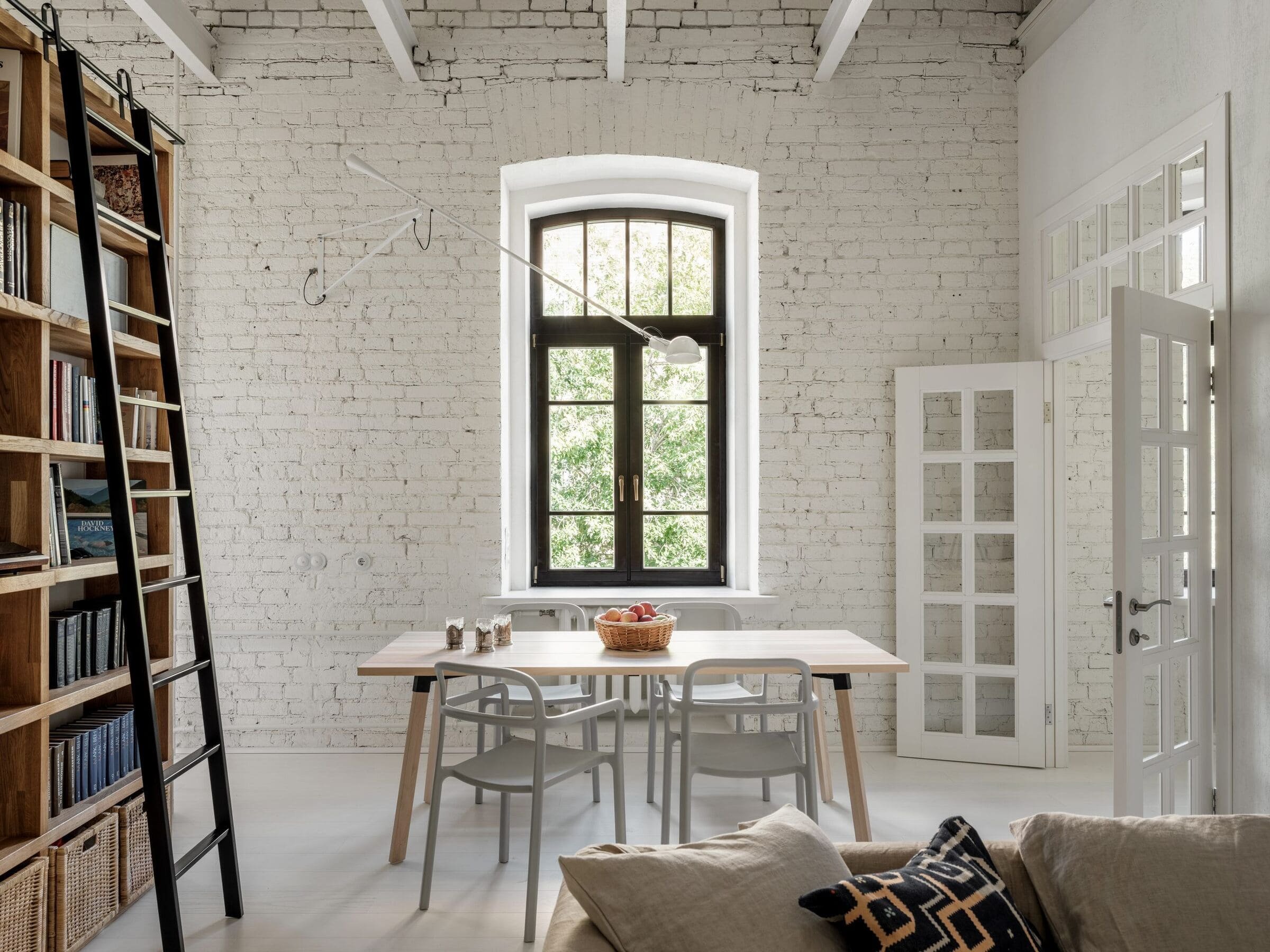 Stoleté dřevěné trámy určily charakter rekonstrukce