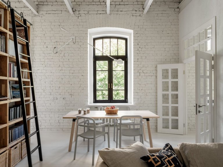 Stoleté dřevěné trámy určily charakter rekonstrukce