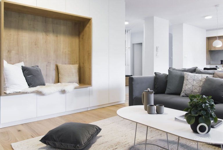 Svěží interiér domu ze 70. let