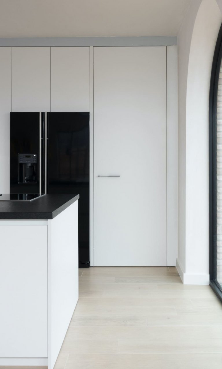 Trendem interiérových dveří jsou skryté zárubně