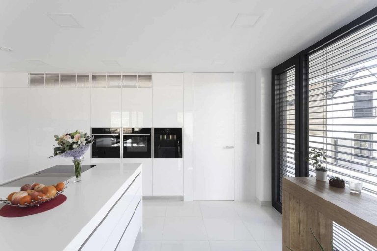 Trendem interiérových dveří jsou skryté zárubně