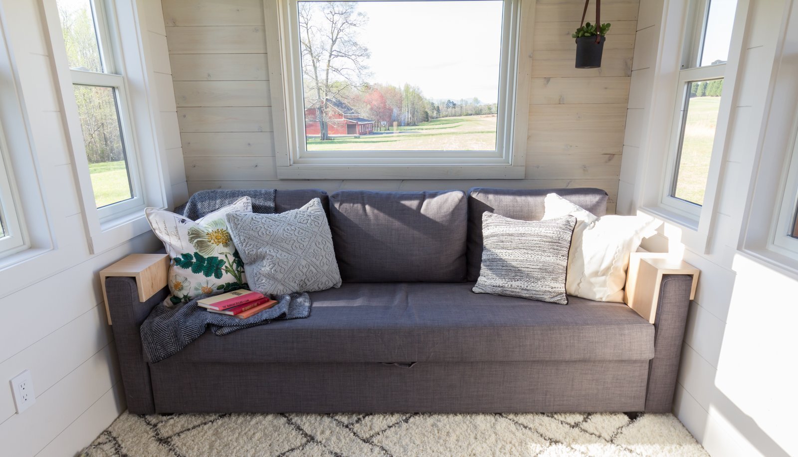 Unikátní tiny house se skleníkem