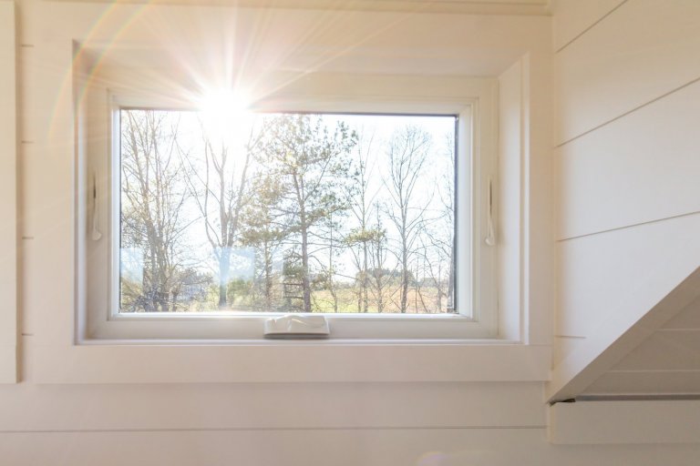 Unikátní tiny house se skleníkem