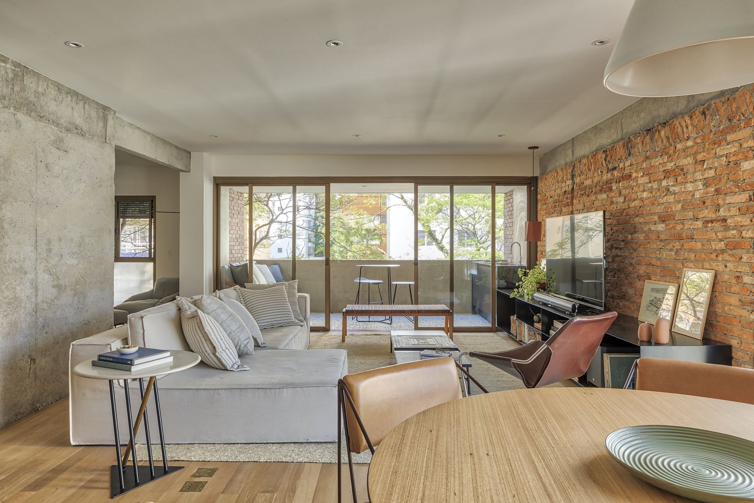 V hlavní roli cihly