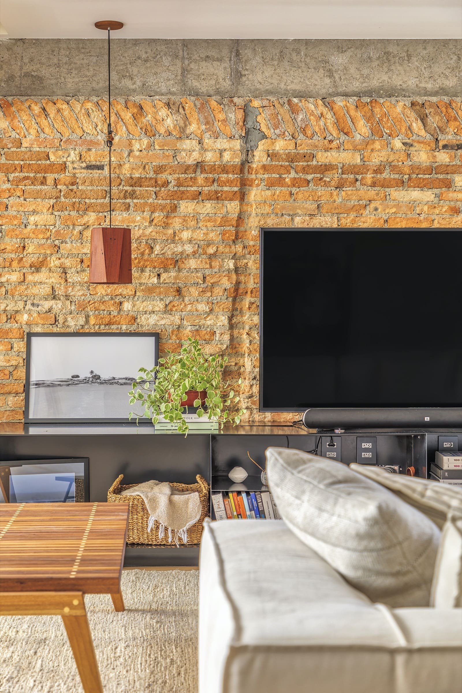 V hlavní roli cihly