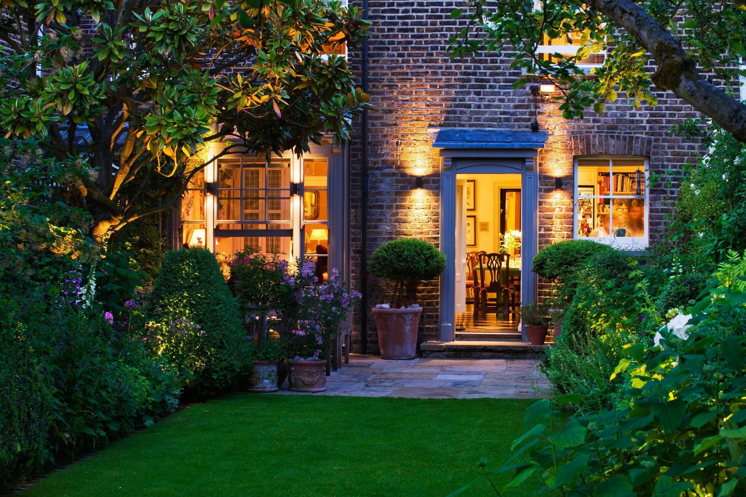 V londýnské zahradě