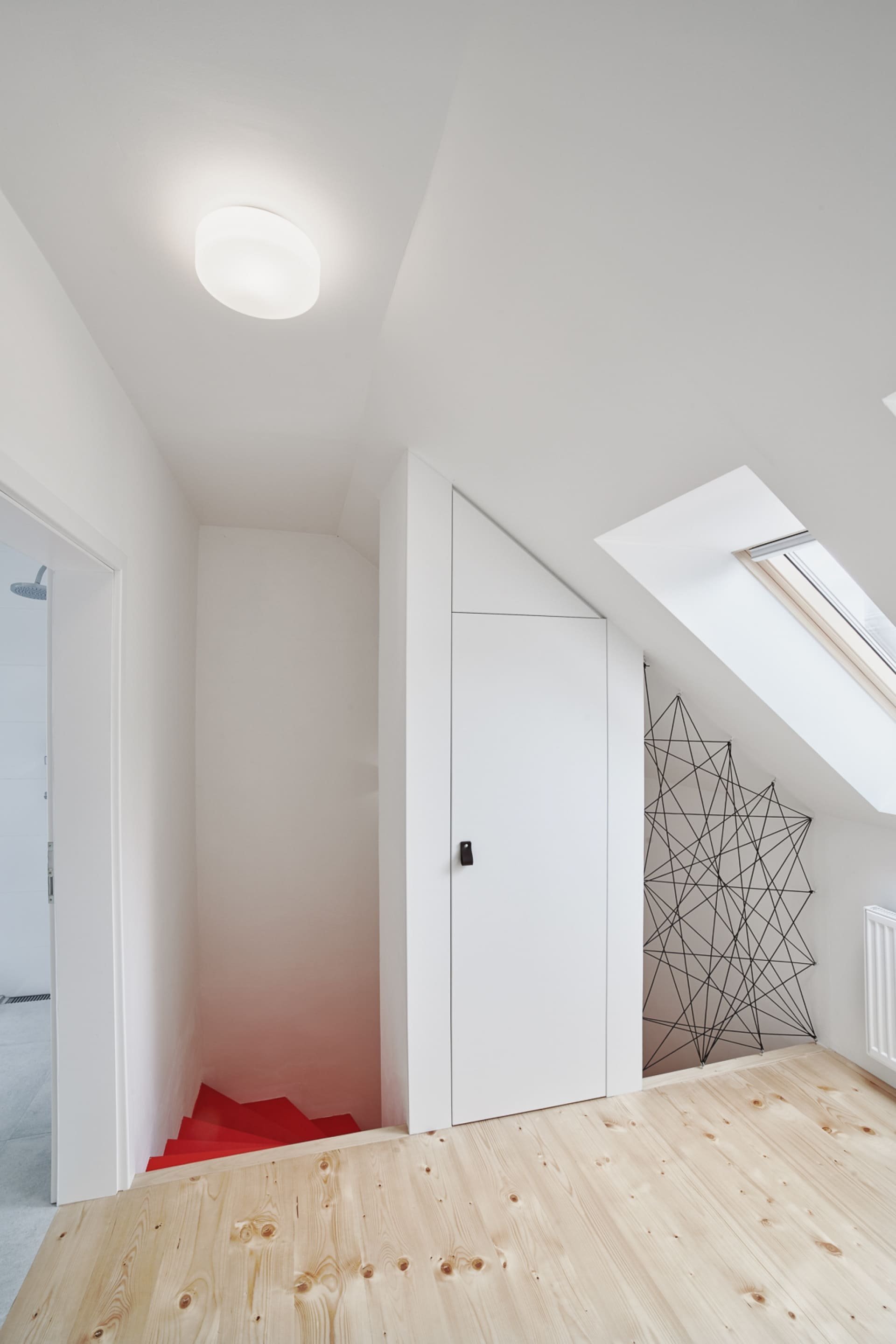 Velkorysá rekonstrukce řadového domku s nízkým rozpočtem