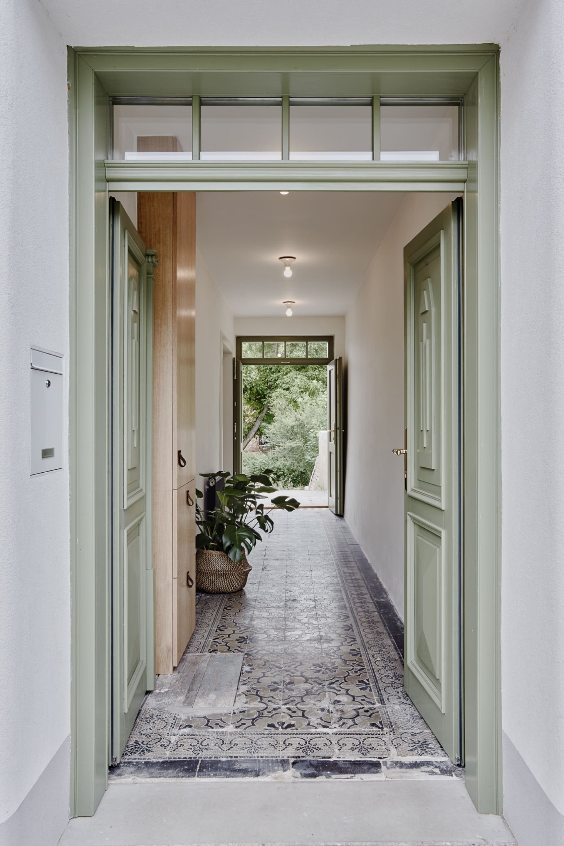 Velkorysá rekonstrukce řadového domku s nízkým rozpočtem