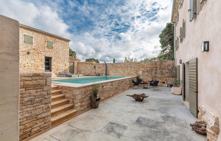 Víkendové bydlení v rustikálním duchu