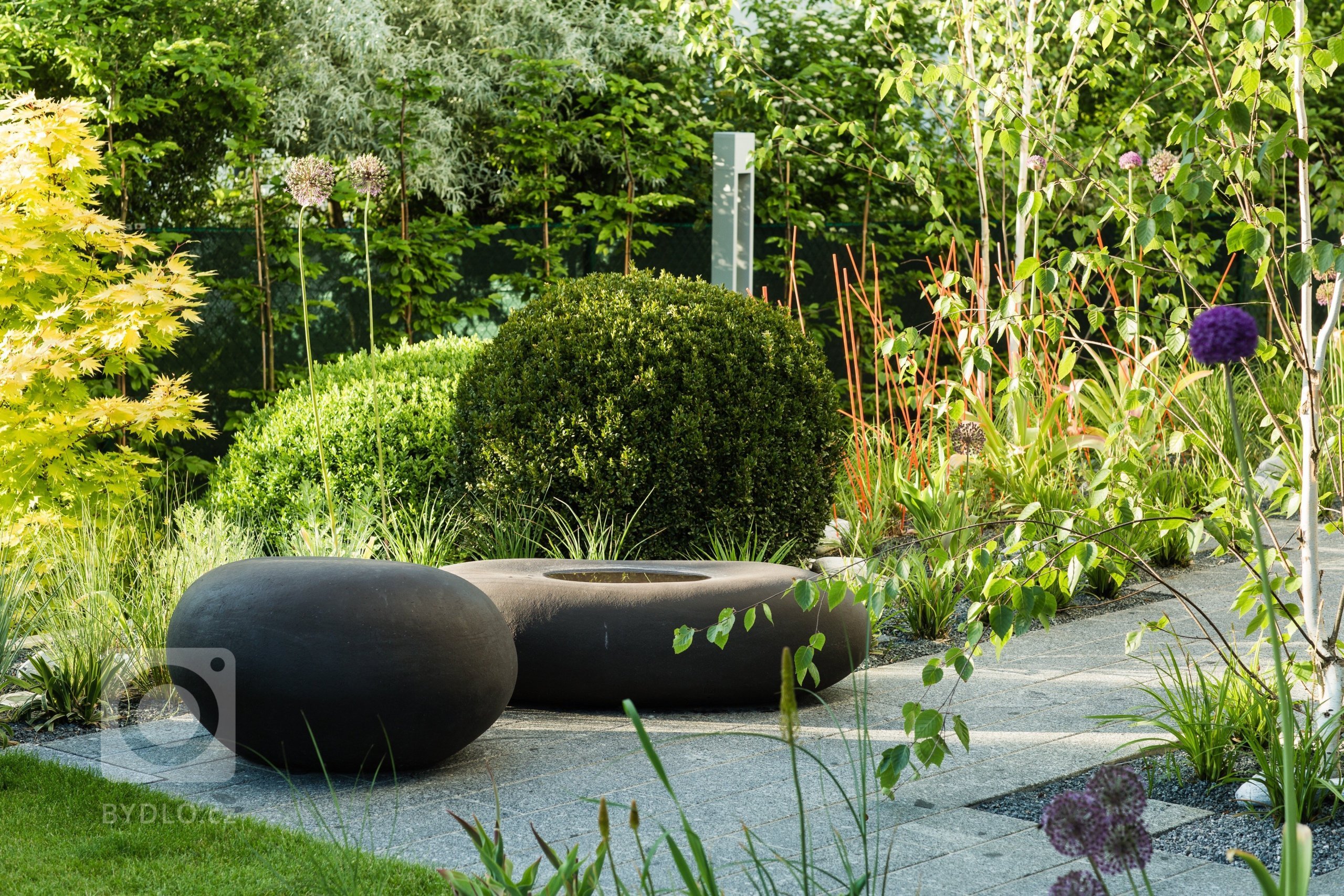 Zahrada plná barev po celý rok