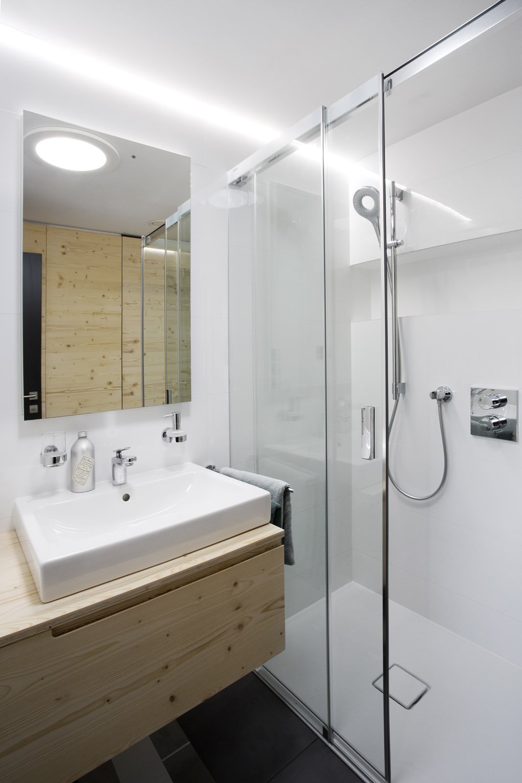 Zařízený freedomek – levný dům bez nutnosti úřadů a řemeslníků