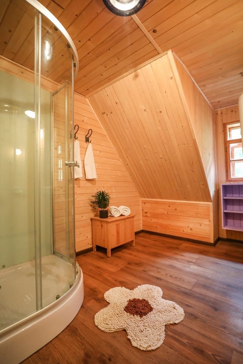 Chaloupka, která klame vzhledem, neuvěříte, že jde o novostavbu!