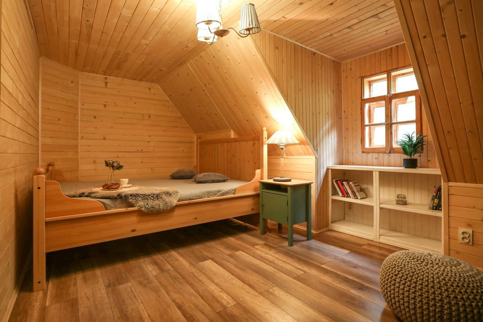 Chaloupka, která klame vzhledem, neuvěříte, že jde o novostavbu!