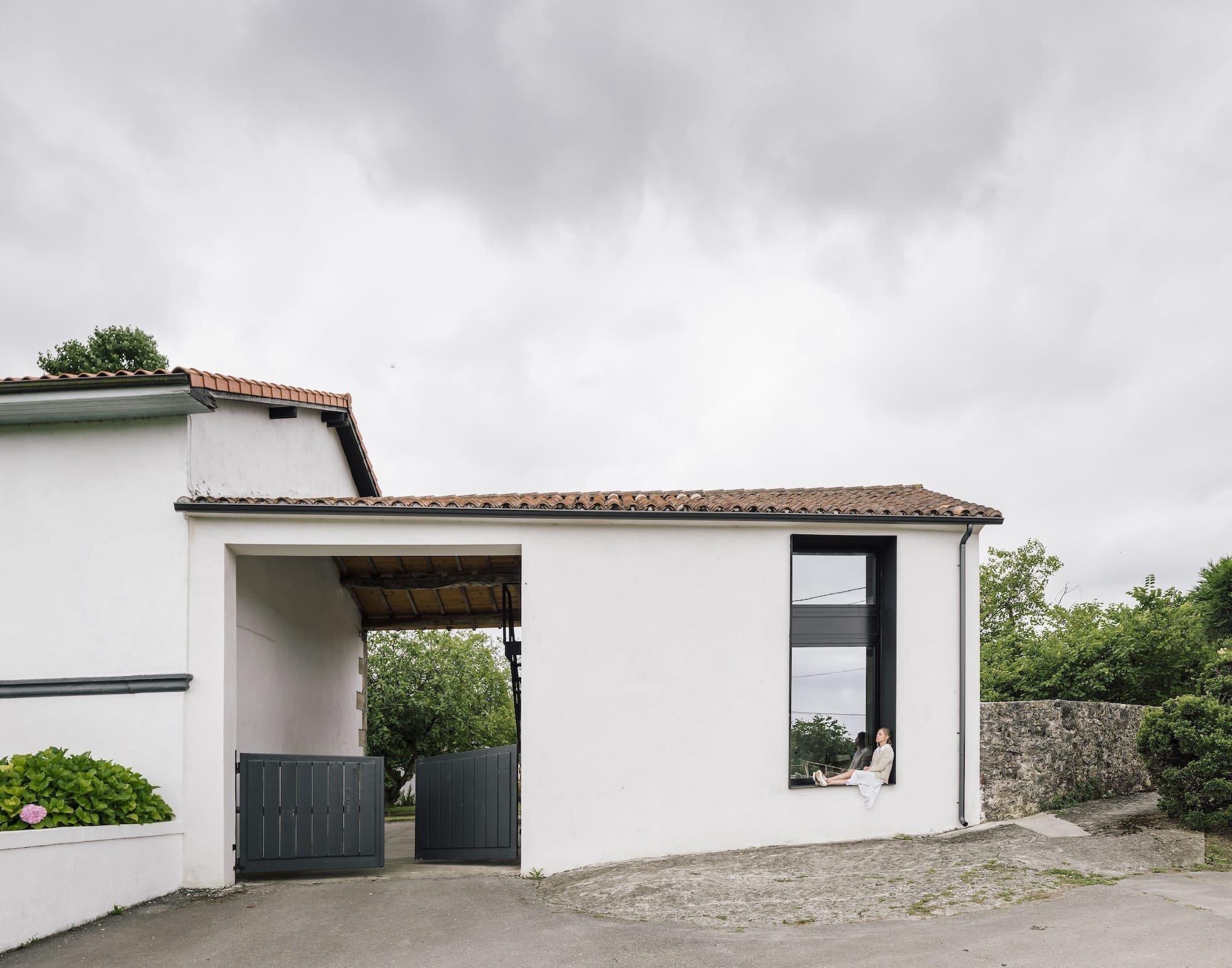 Ze staré stáje vzniklo krásné bydlení