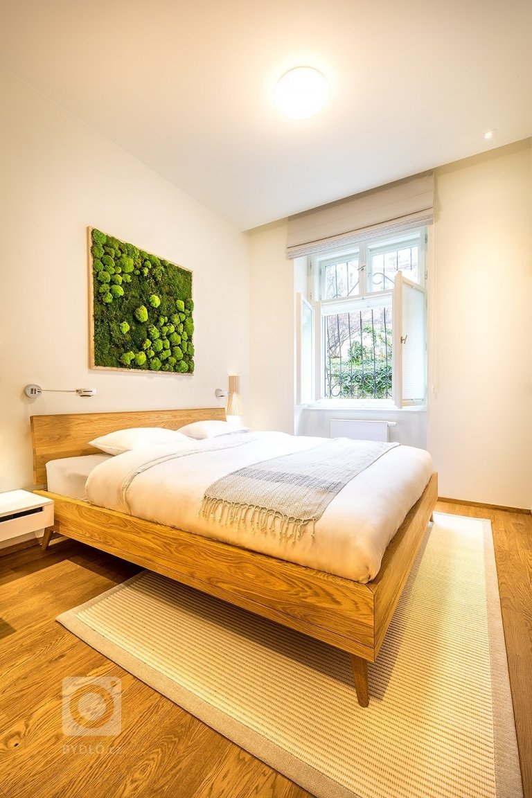 add picture to album