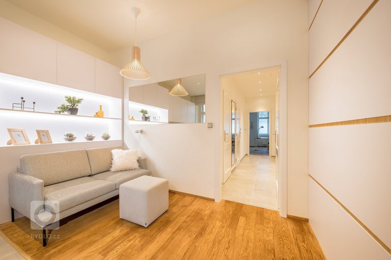 add picture to album