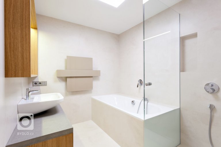 add picture to album