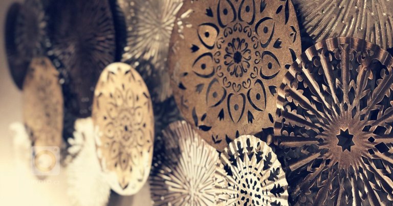 add picture to album