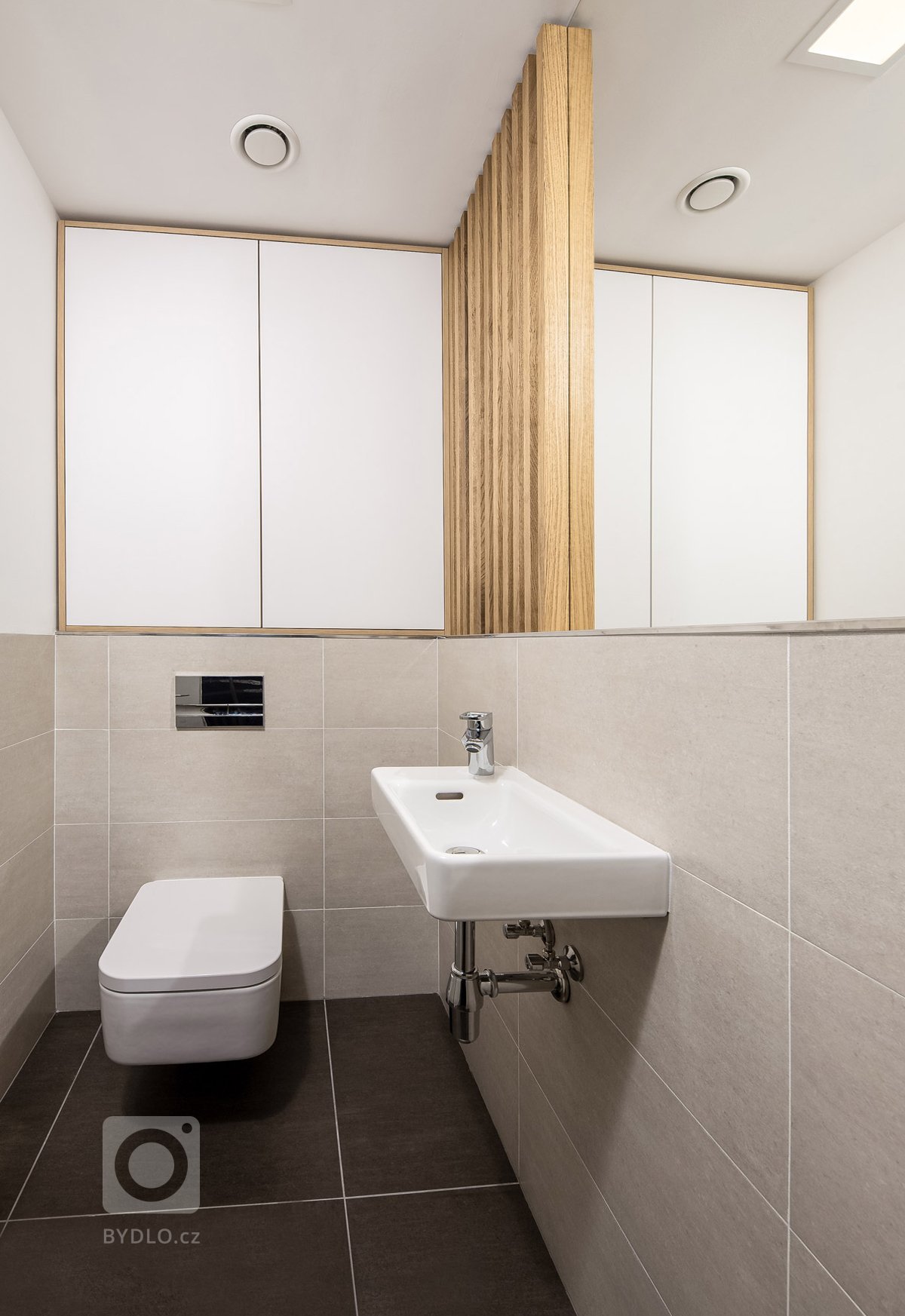 Dolcevita Harrachov je developerský projekt, který vznikl v&nbsp;srdci Krkonoš. Náš apartmán je jedním z&nbsp;mnoha, který tento komplex poskytuje. Některé k…