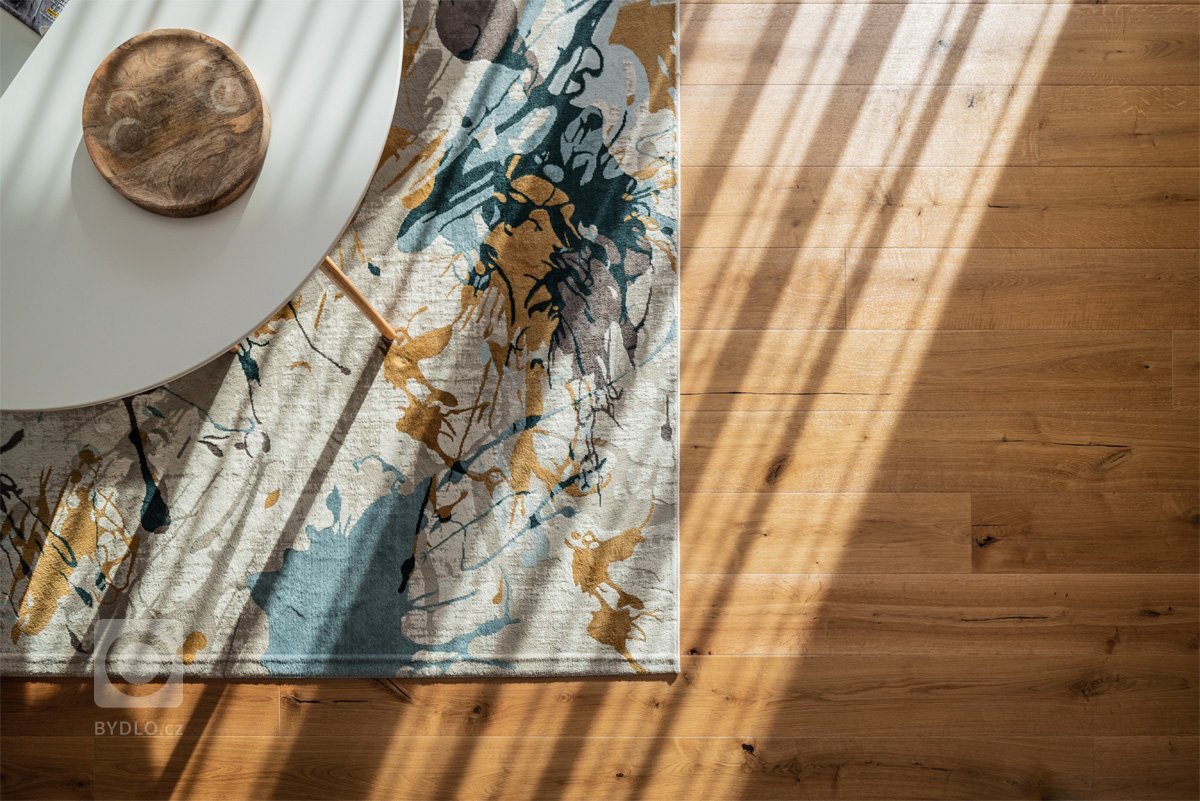 Pro mladý pracující pár, který tráví hodně času prací, ale má rád svou pohodu doma, vznikl návrh interiéru s&nbsp;důrazem na přírodní materiály. Bylo to…