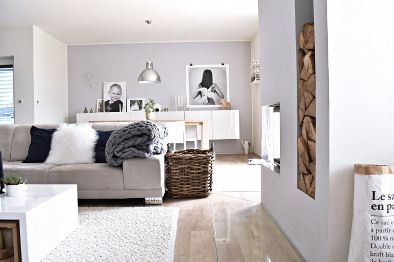 add picture to album