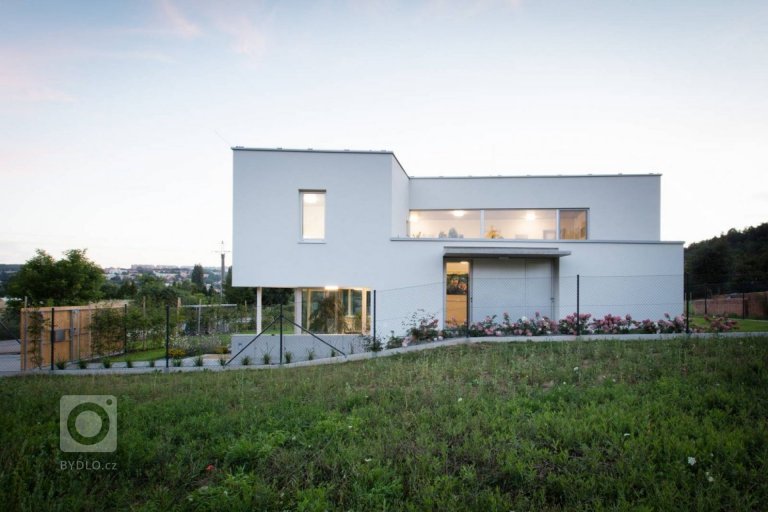 add picture to album