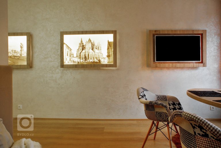 add picture to album